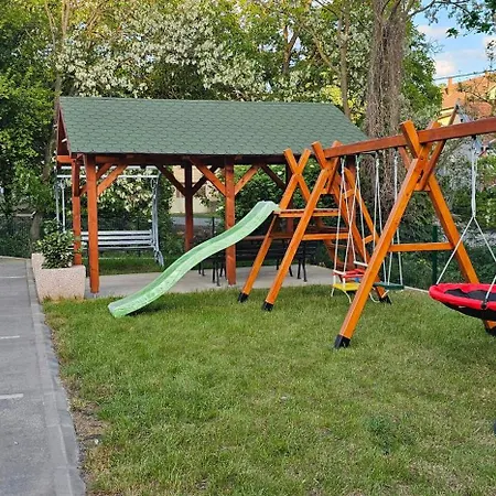 Lux Apartmani Novi Park Vrdnik Exterior photo