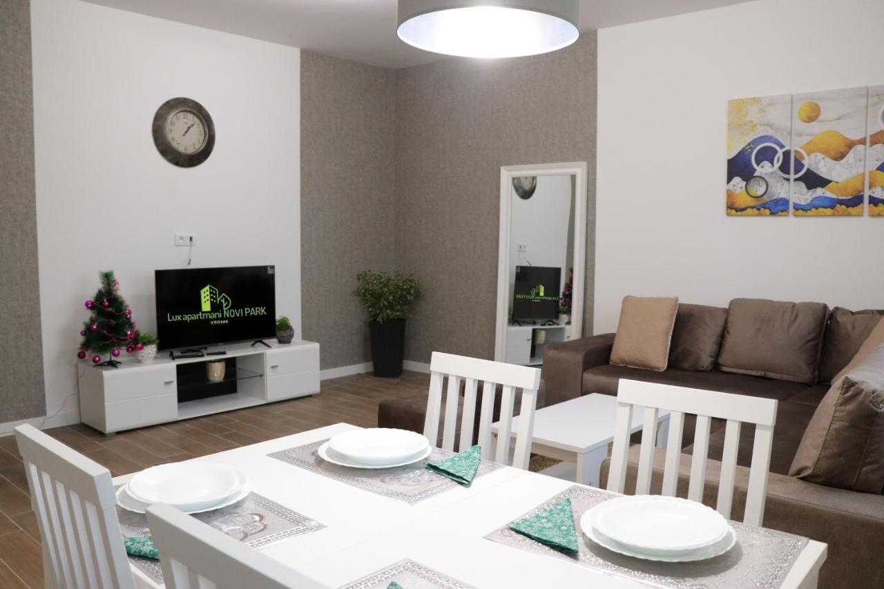 Apartment Lux Novi Park Vrdnik