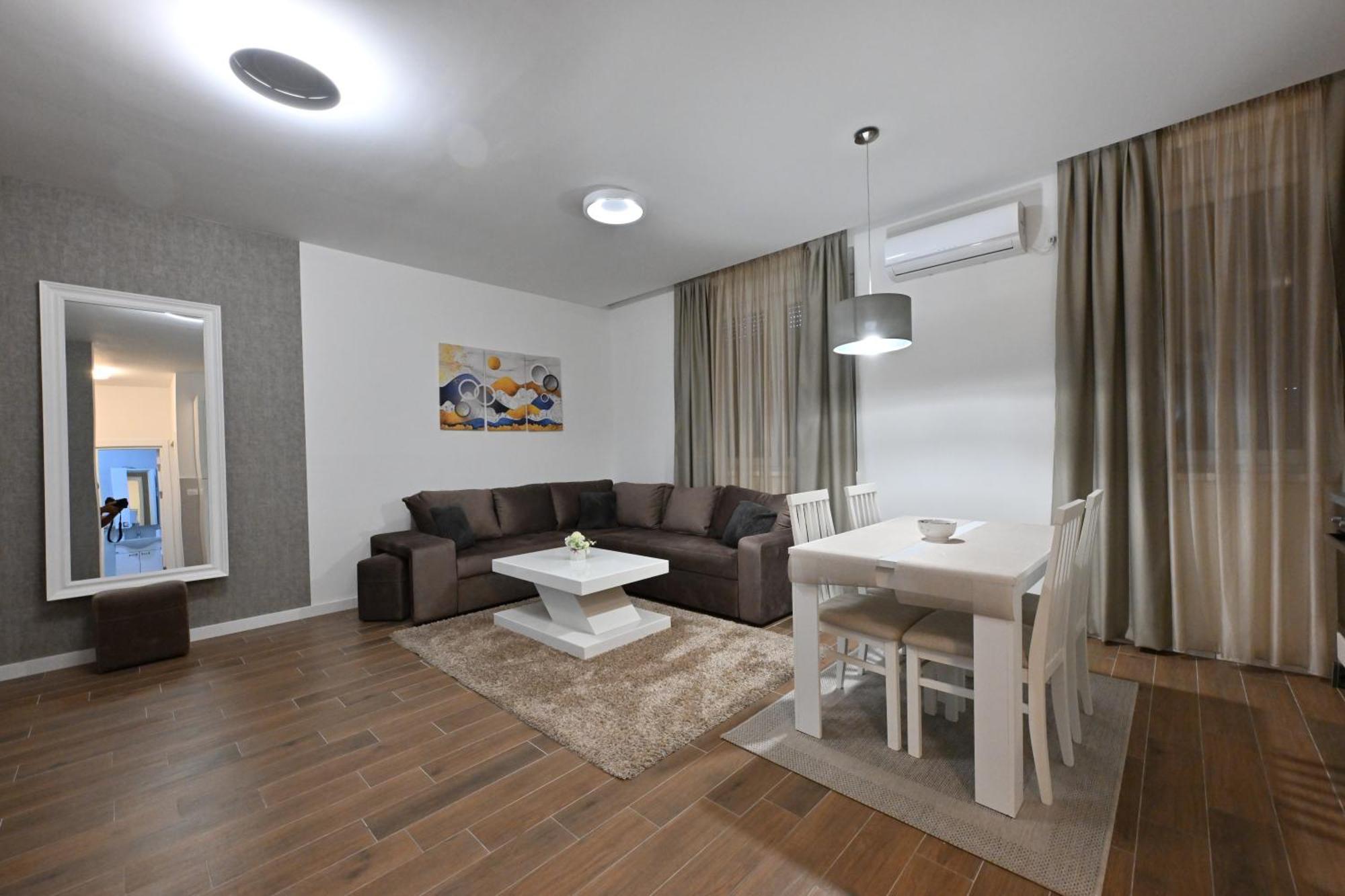 Apartment Lux Novi Park Vrdnik